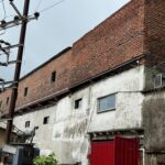 Adarsh Industrial Estate मध्ये सर्वोच्च न्यायालयाच्या आदेशांचा अवमान; महापालिका आणि MSEBकडून अनधिकृत इमारतींना थेट सुविधा”